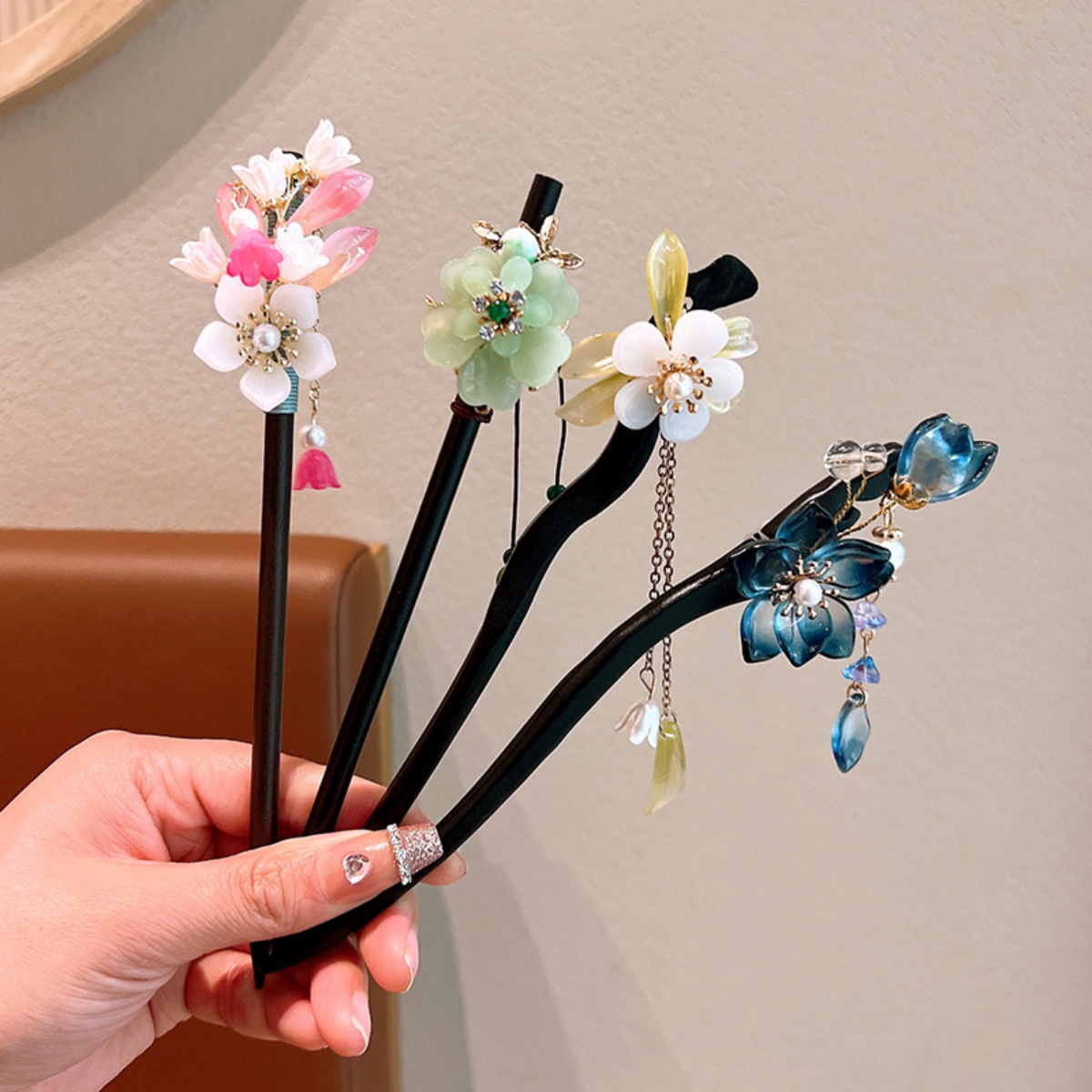 Prachtige bloem kwastje houten - Supply Florist recensie en prijs