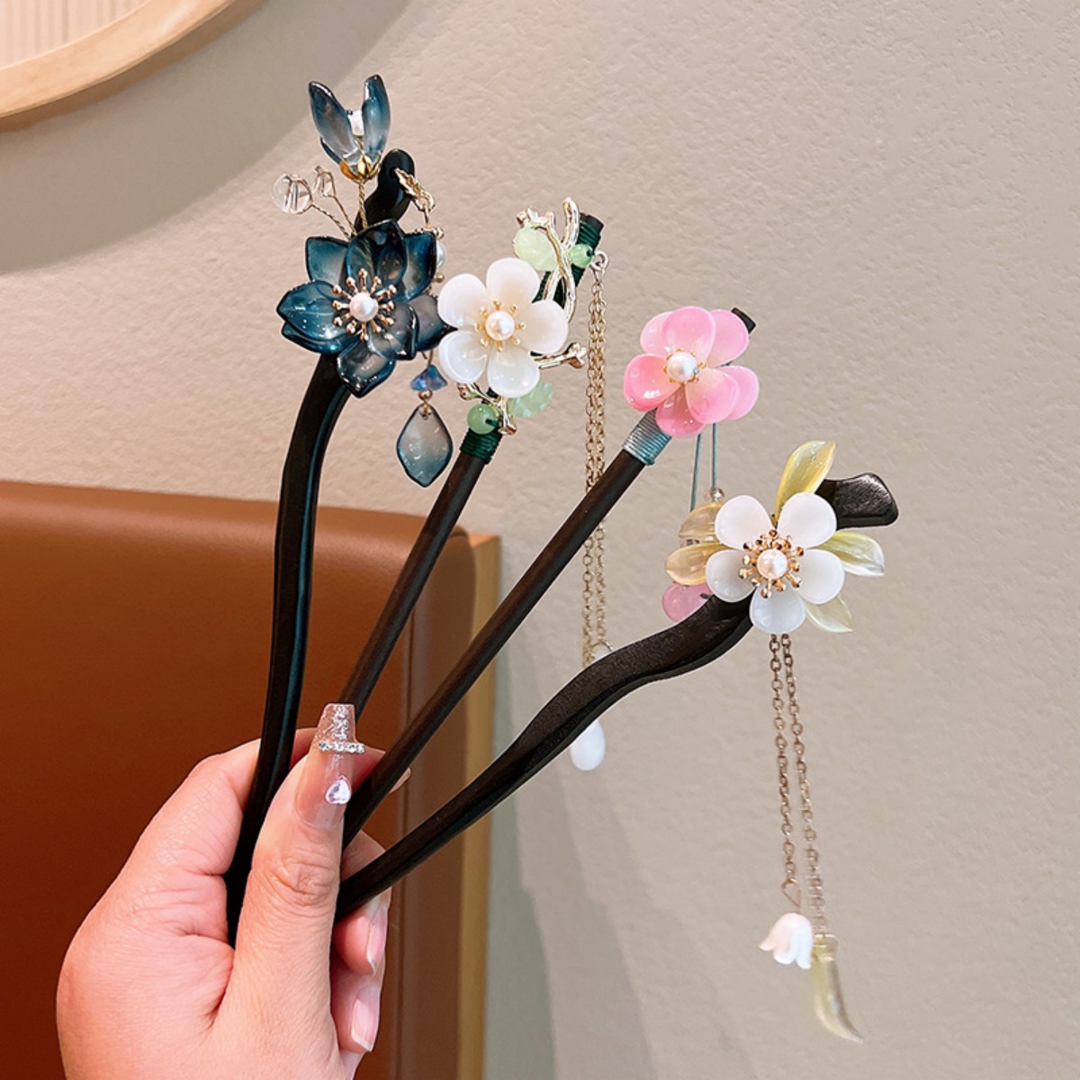 Prachtige bloem kwastje houten - Supply Florist recensie en prijs